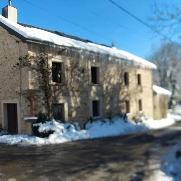 Maison de campagne, Hotel in Moulin-Mage