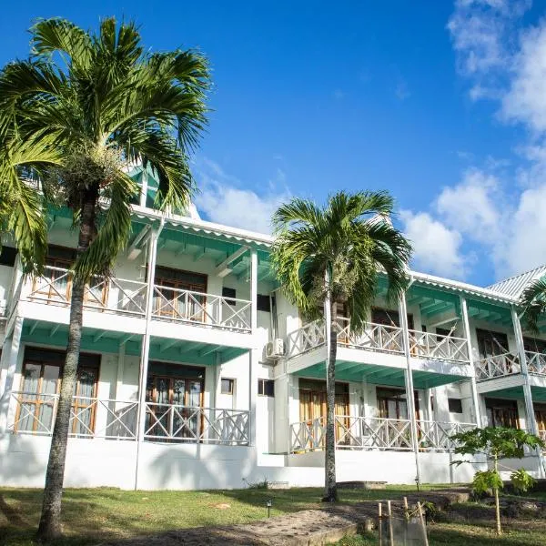 South West Bay Cabañas, hotel v destinaci Providencia