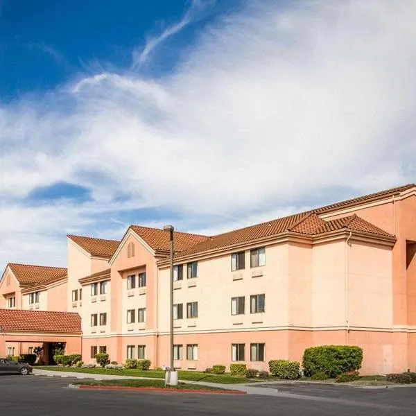 Pacific Coast Inn, hotel v destinácii Watsonville