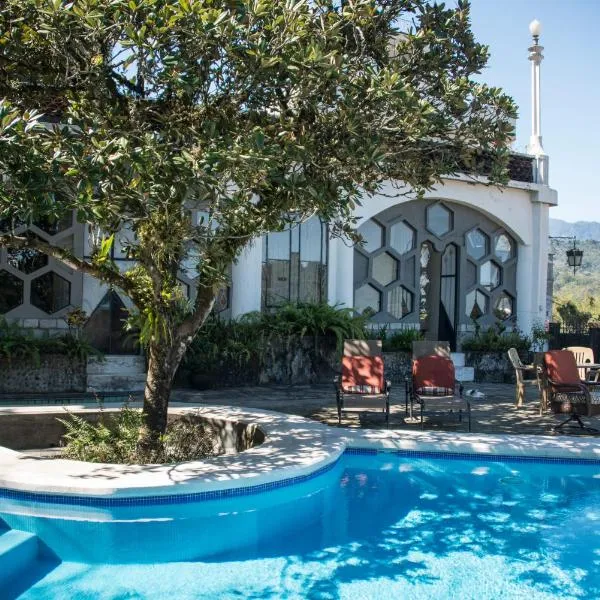 Posada El Castillo xilitla，位于希利特拉的酒店