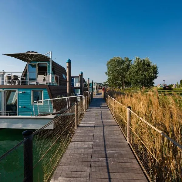 Marina Azzurra Resort โรงแรมในลินญาโน ซับเบียโดโร