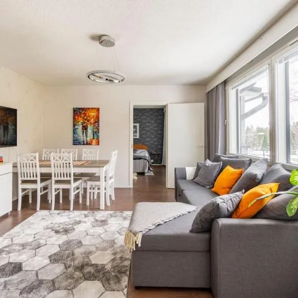 Valoisa huoneisto jossa erinomaiset vuoteet., Hotel in Mikkeli