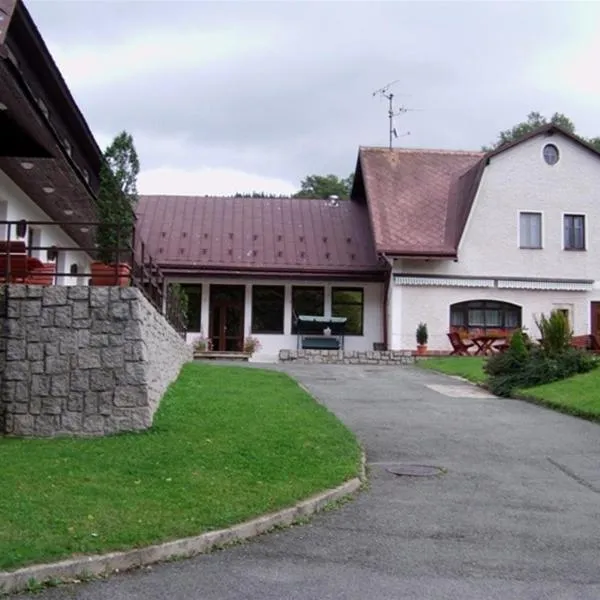 Penzion Vápenka, hotel v destinaci Horní Maršov