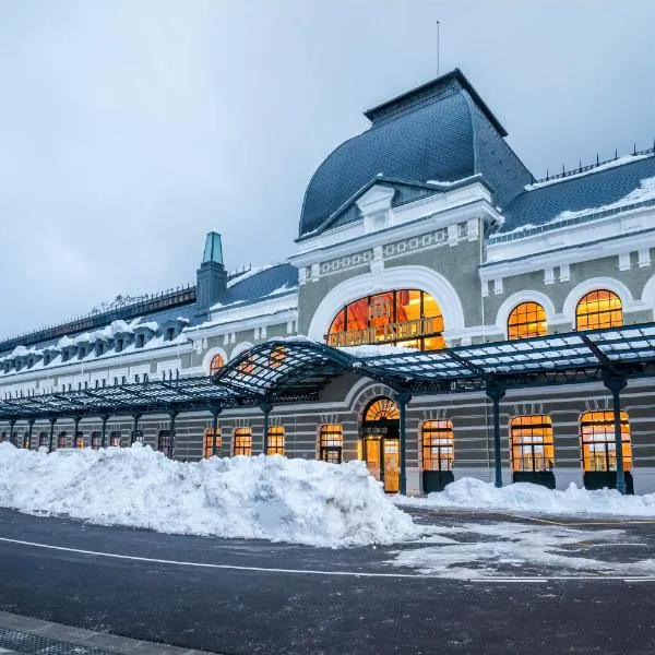 Canfranc Estación, a Royal Hideaway Hotel - Gran Lujo, hotel in Canfranc-Estación