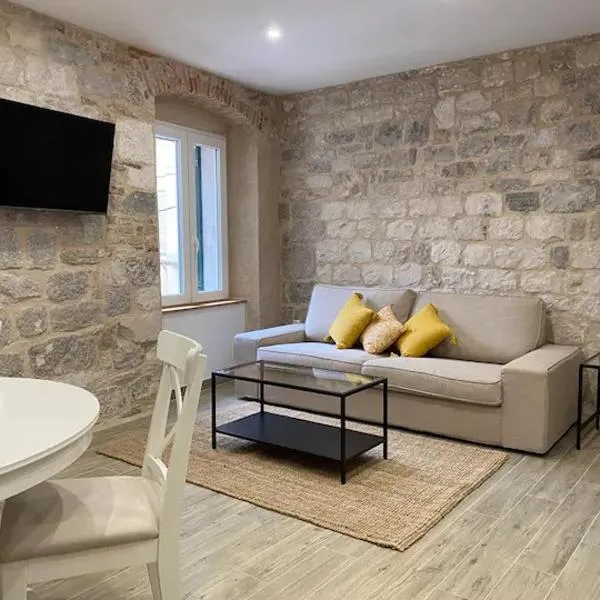 Cloe Apartment, hotell Splitis