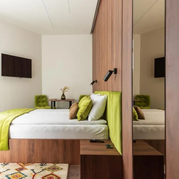 Apartments EMERALD Free Garage Parking, hotel in Sarajevo
