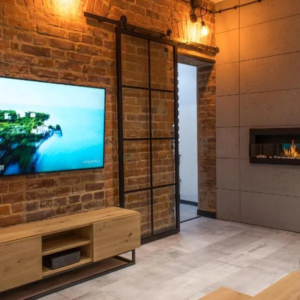 Apartament Black Loft、ニサのホテル