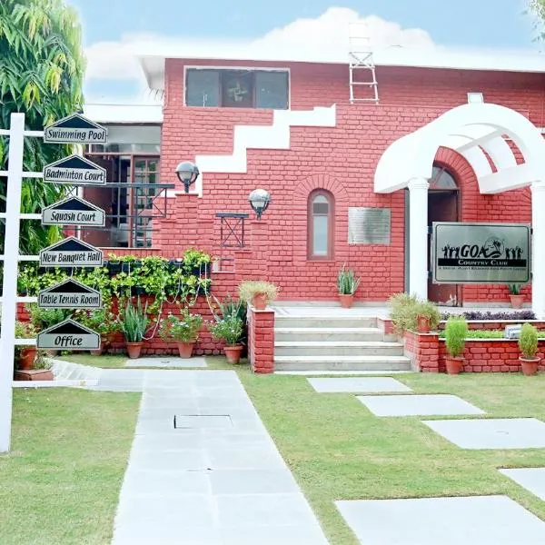 Goa Country Club Near Park Hospital BY Pearl I Luxury resort in Gurgaon,古爾岡的飯店