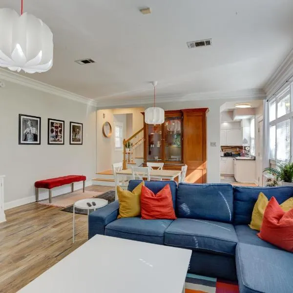 Hip and Spacious Midtown Cottage near Beale Street, hotel in Memphis