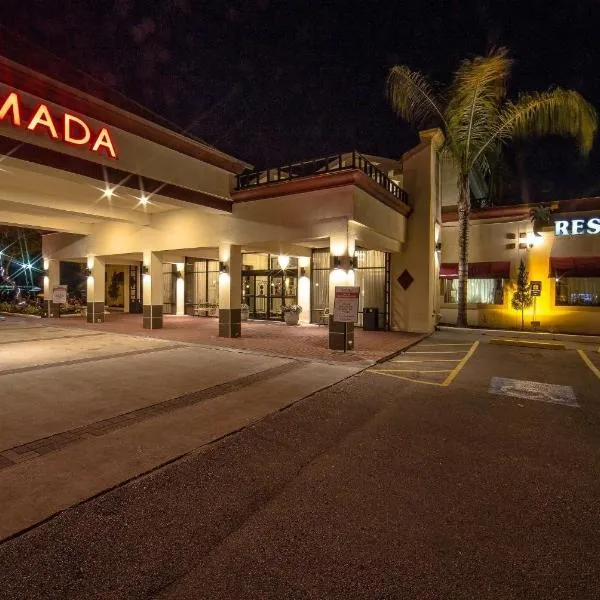 ラマダ ヒューストン インターコンチネンタル エアポート イースト（Ramada by Wyndham Houston Intercontinental Airport East）、ハンブルのホテル