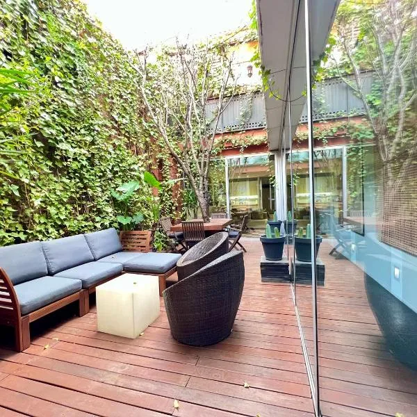 ArtlifeBCN Urban Oasis Apartment, hotel i Barcelona