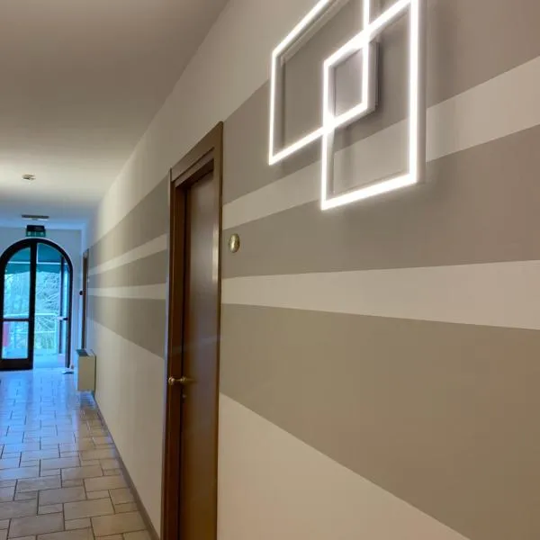 Hotel Lory Ficarolo, hotel i Ficarolo