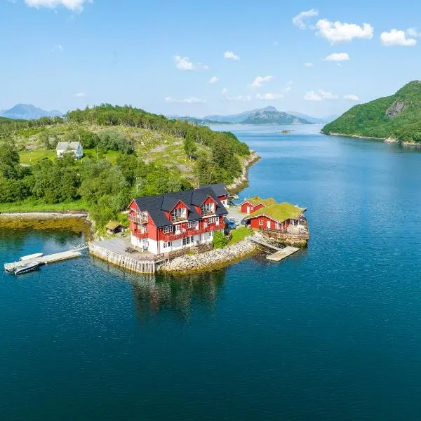 Brygga på Dønna, Hotel in Berfjorden