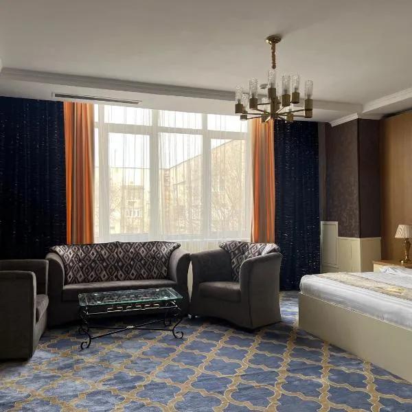 Almaty Grand Erbil Hotel, hotel di Almaty