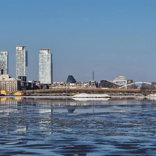 Sea & City view Home near Nature, hotel in Helsinki