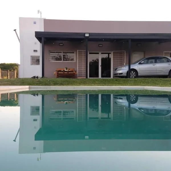 Quinta al sur - Quinta con pileta en Paraná, хотел в Парана