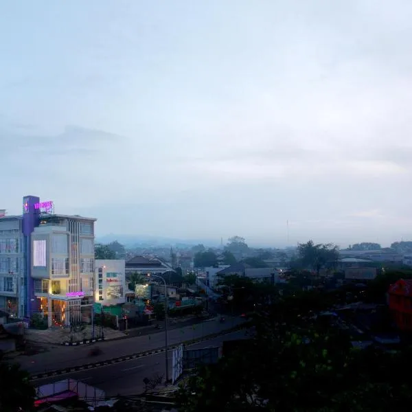 Vio Hotel Pasteur, hotel en Bandung
