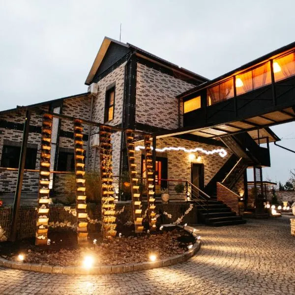 loft apartments OLD MILL, hotel in Sarny