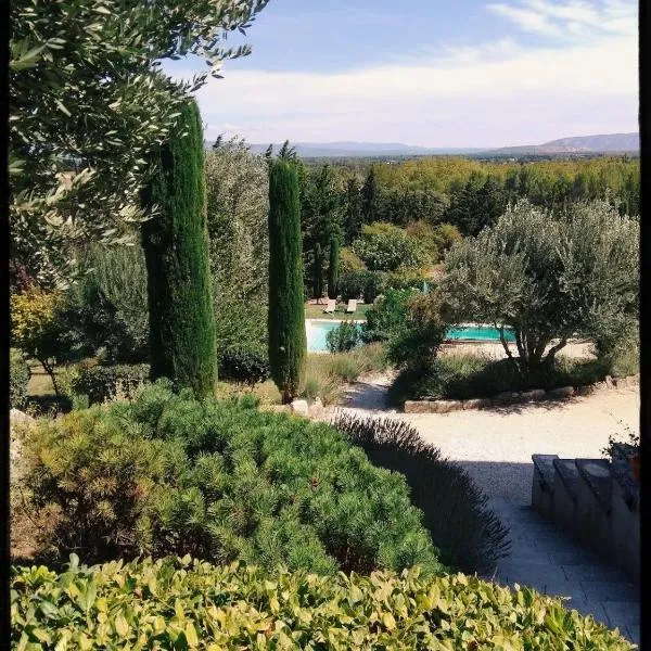 Maison Bournissac, hotel en Noves