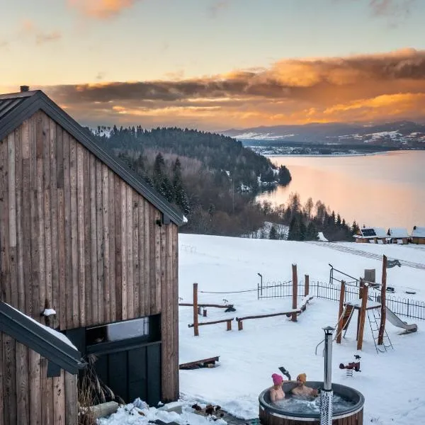 Domki z Górki na Pazurki, hotel em Falsztyn