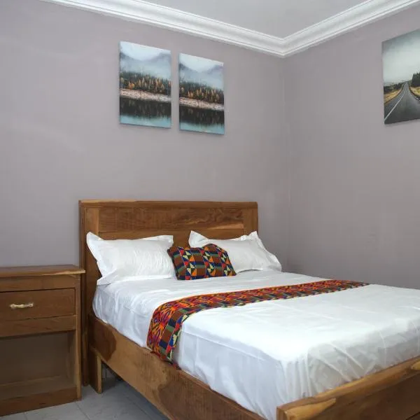 Faith and Grace Guest House, hotell sihtkohas Lamin