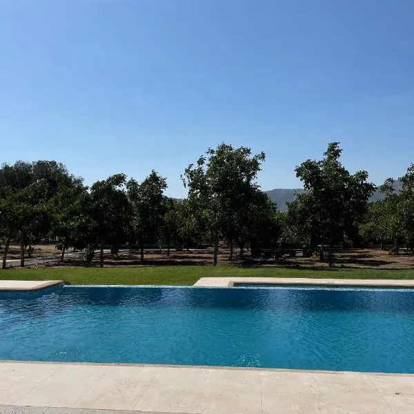 Cabañas Pachamama Casablanca, hotel in Casablanca