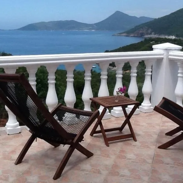Villa Mirista, hotel u gradu Lustica