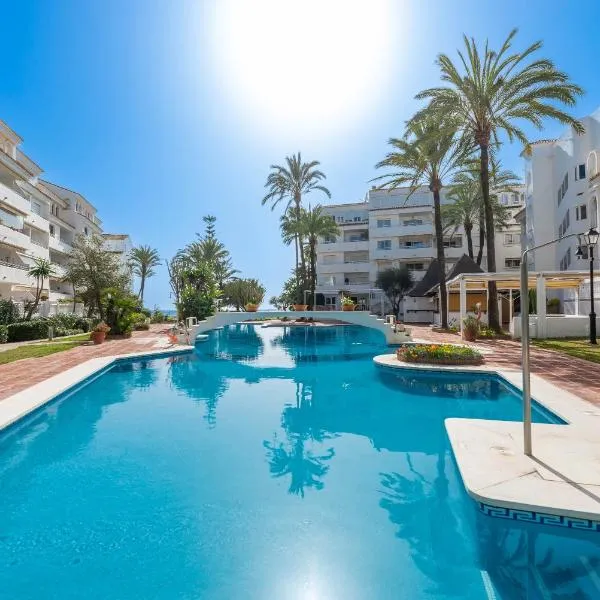 Beach apartment Marbella, hotel in Marbella