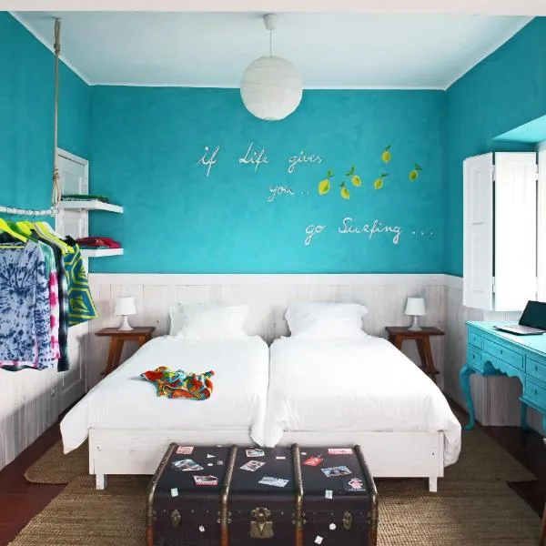 Chill in Ericeira Surf House, hotel na Ericeira