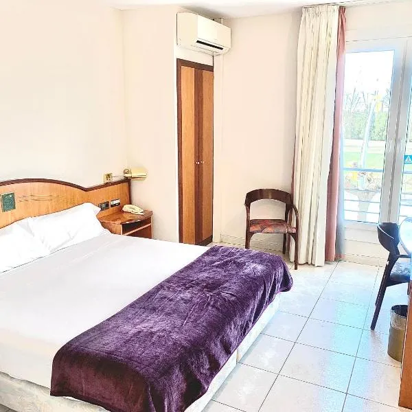Hotel Arumí, hotel em Santa Eugenia de Berga