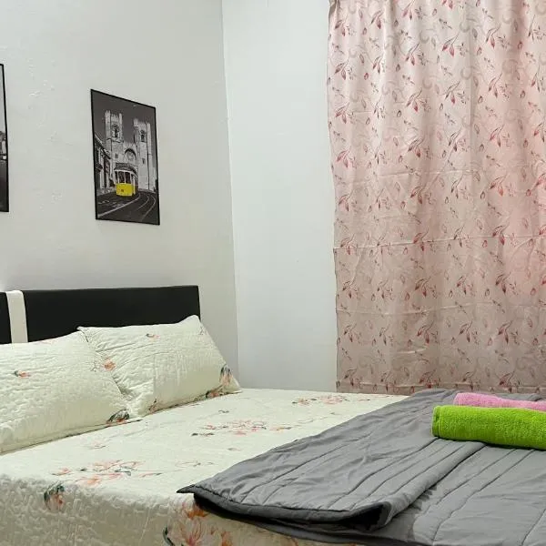 Mahkota Aman Guest House - 5pax, hotel v destinaci Kuantan