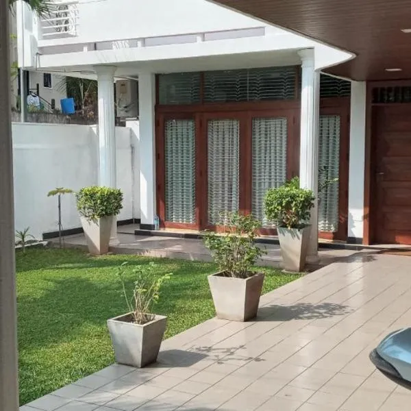 Heritage Villa colombo7, hotel in Colombo