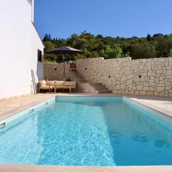 Villa Bora - Ferienhaus am Meer, hotel v destinaci Slatine