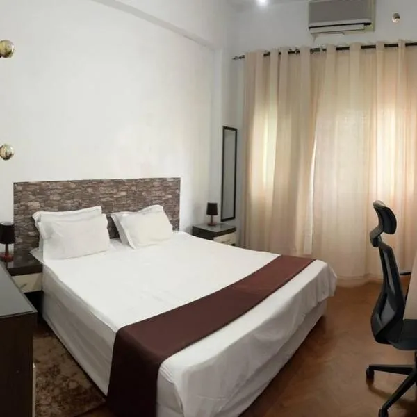 Cozzy 24, Hotel in Maputo