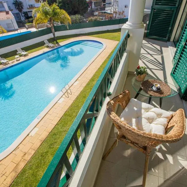 Holiday Albufeira, hotel in Albufeira