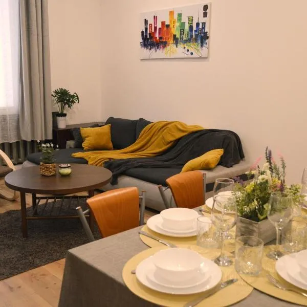 City Center Family & Friends Two bedrooms Spacious apartment، فندق في ريغا