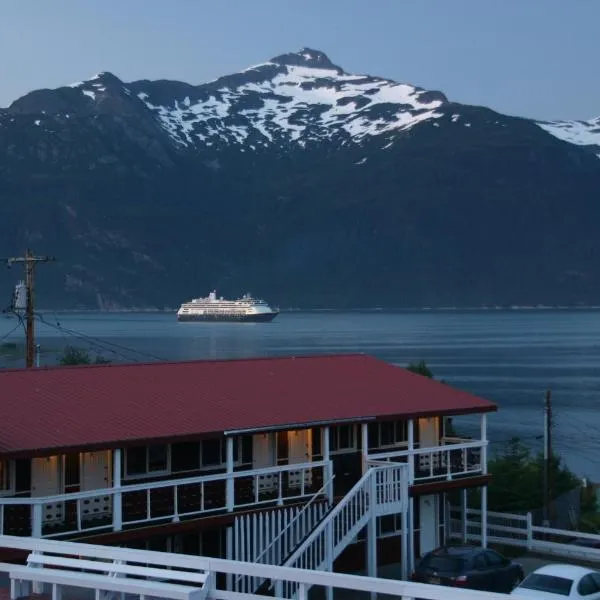 Captain's Choice Motel, hotel a Haines