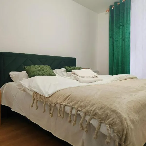 Hugo Eden Apartments, hotel in Kraków