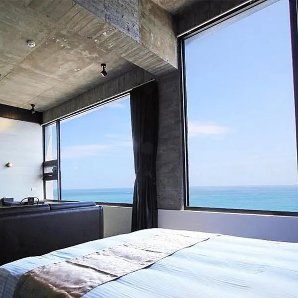 窗外的海 - 海洋公園旁, hotel in Yanliau