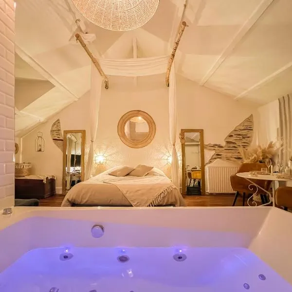 Love Room Bohème Les Petits Plaisirs, hôtel à Angers