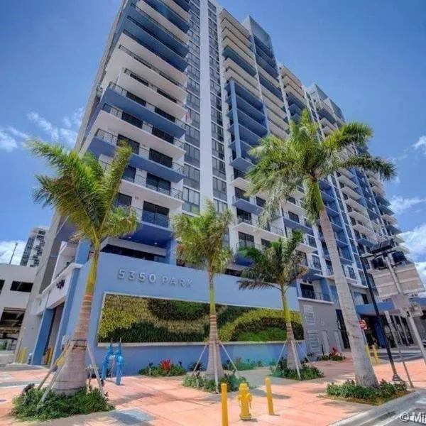 APARTMENT FOR RENT 2 BED 2 BATH 1 Parking DOWNTOWN DORAL, hotel in Miami