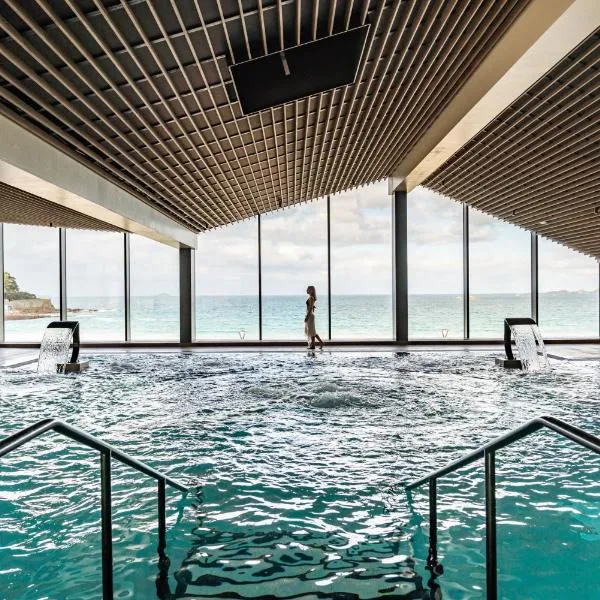 Hôtel Roz Marine Thalasso Resort, hôtel à Perros-Guirec
