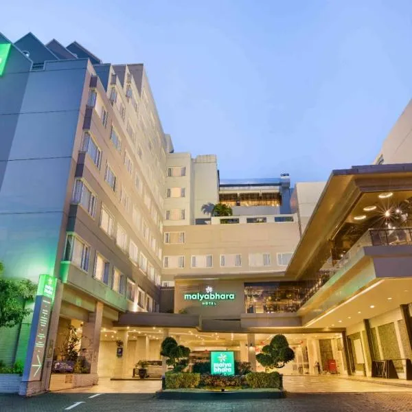 Malyabhara Hotel - formerly Ibis Malioboro, ξενοδοχείο στη Γιογκιακάρτα