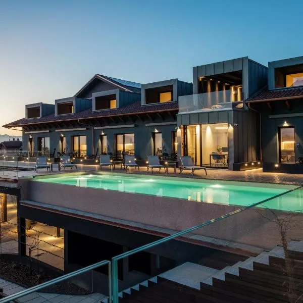 VINEHO, hotel v destinaci Barolo