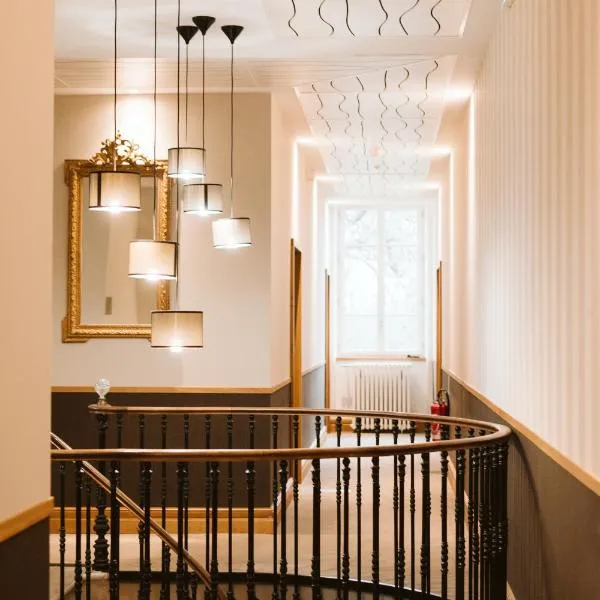 Domaine d'En Fargou, hotel u gradu Saint-Sulpice