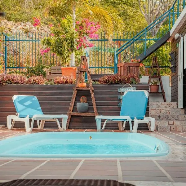 Westpunt Beach Apartments, Hotel in Willemstad