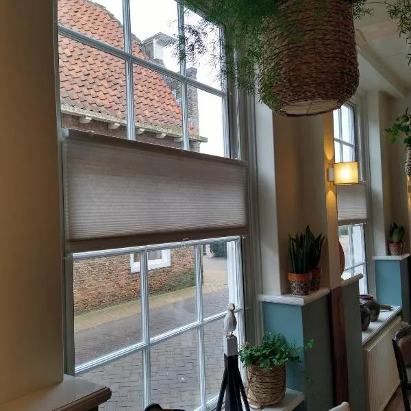 Bed & Brasserie Het Kosthuys, Hotel in Sint Maartensdijk