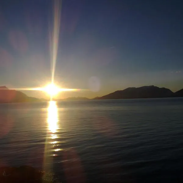 Lyngen Apartments, hotel in Lyngseidet
