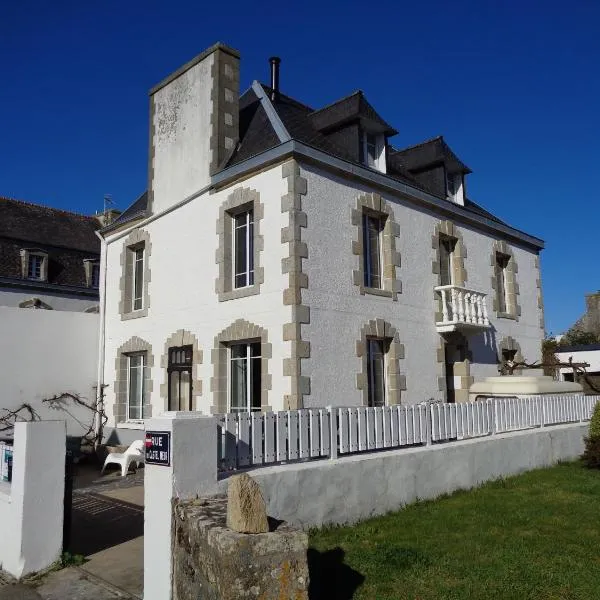 la maison blanche – hotel w mieście Cléden-Cap-Sizun
