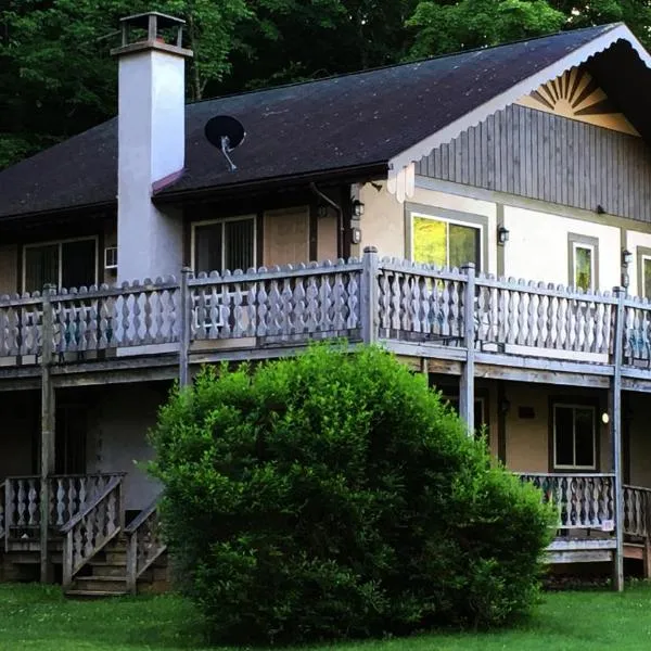 Slide Mountain Forest House, khách sạn ở Oliverea